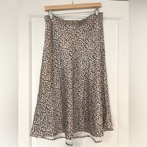 Leopard print satin skirt